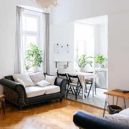 Comfortable & Spacious Center Lodz (Lodz)