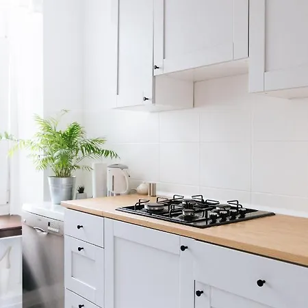 Comfortable & Spacious Center