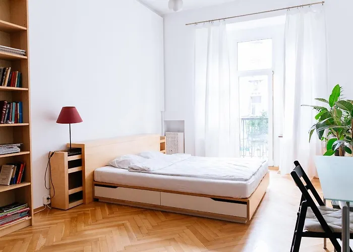 Comfortable & Spacious Center Apartman *